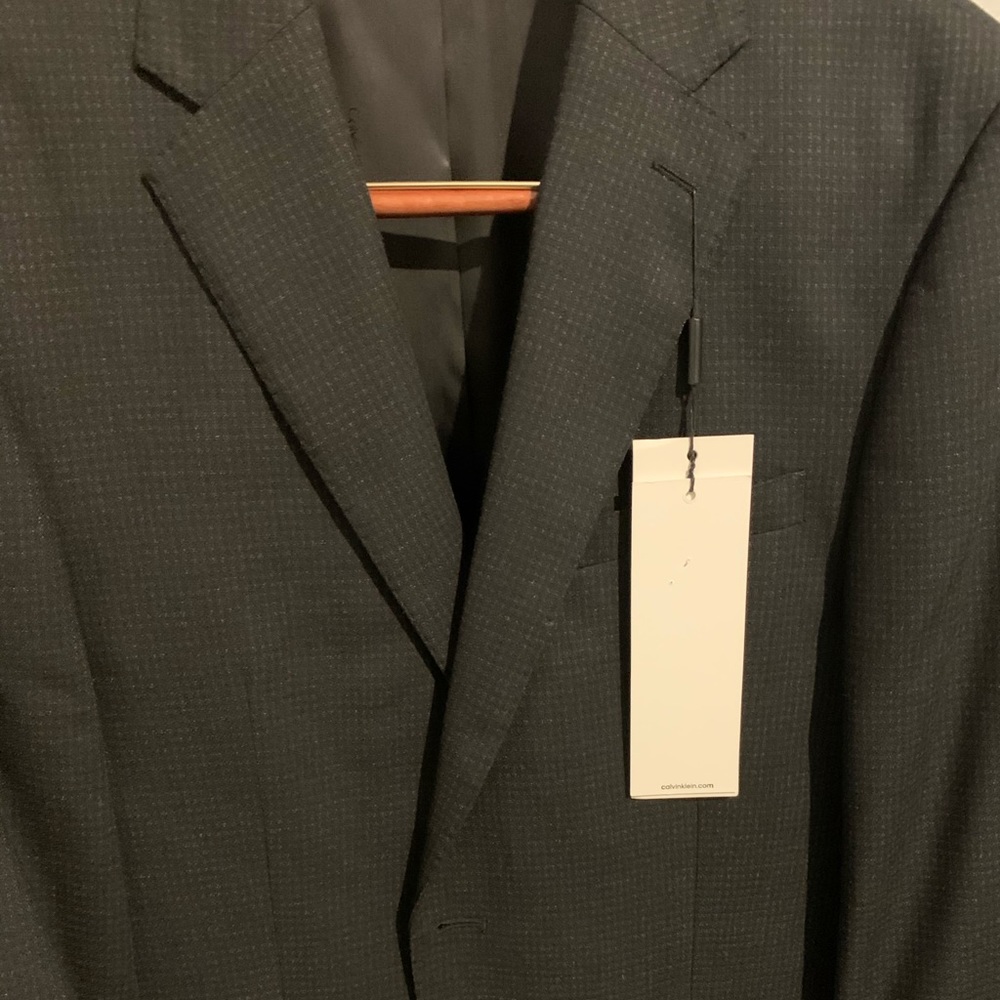 Men’s Calvin Klein suit jacket NEW 42R
